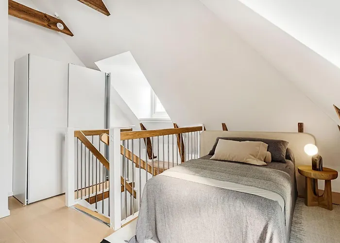 Central Beautiful Modern Accommodation Near Stockholm City